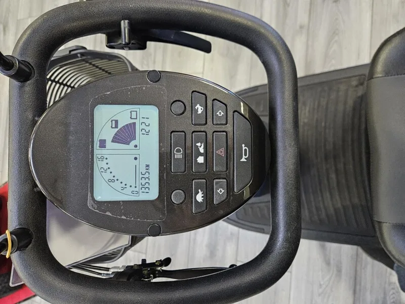 Scootmobiel Sterling Elite 2 Plus (2e hands)