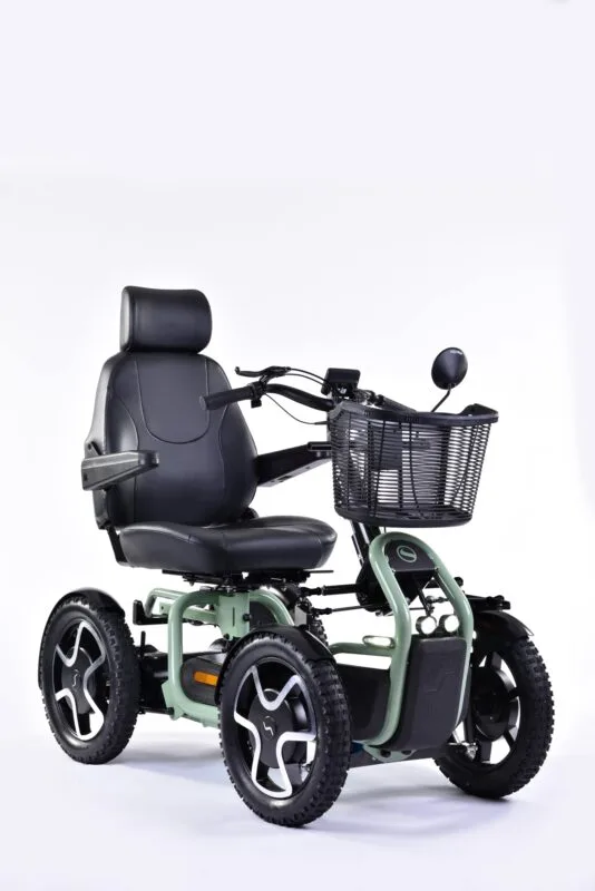 Sterling S800 by Scoozy