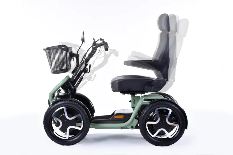 Sterling S800 by Scoozy